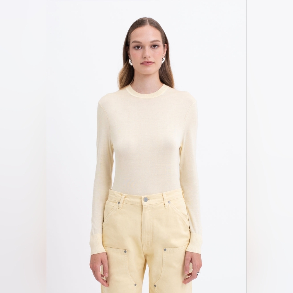 Silk Cotton Blend Cream Crew Neck Ribbled Detail Sweater. Sz Medium